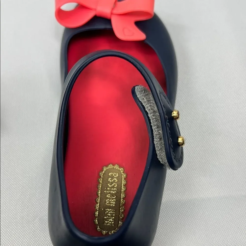 Mini Melissa Ultragirl Navy blue and pink Mary Jane’s size 8 EUC